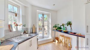 kitchen- click for photo gallery